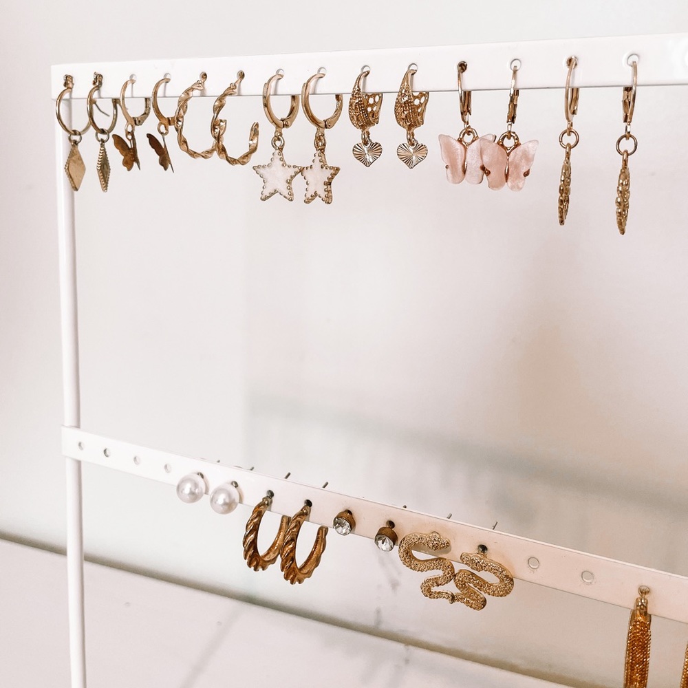 SOLD earring bundle - Picture 2 of 4
